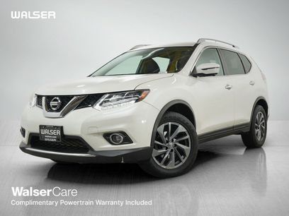 Used 2016 Nissan Rogue SL w/ SL Premium Package