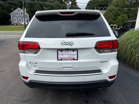 Used 2022 Jeep Grand Cherokee Limited image 2