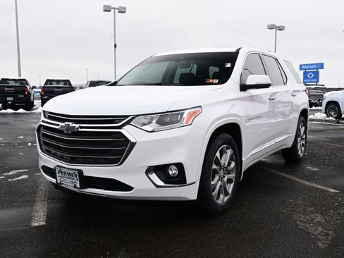 Used 2021 Chevrolet Traverse Premier w/ LPO, Floor Liner Package image 4