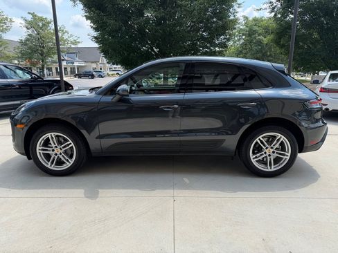 Used 2023 Porsche Macan AWD/4WD image 6