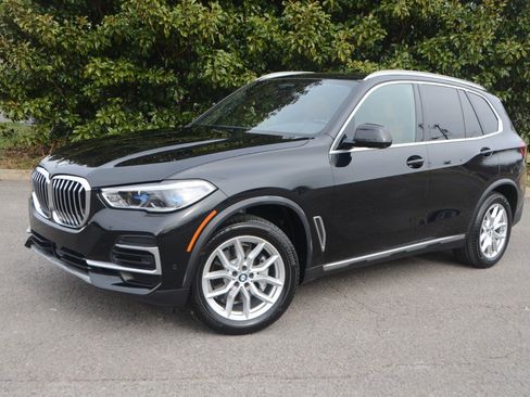 Used 2023 BMW X5 xDrive40i w/ Executive Package image 5