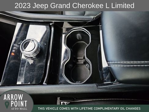 Used 2023 Jeep Grand Cherokee L Limited w/ Trailer Tow Group (B) image 28