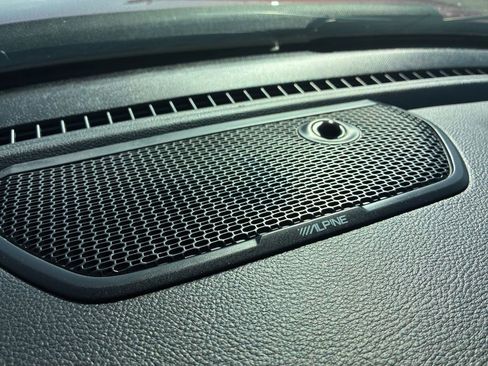 Used 2022 RAM 1500 Laramie w/ Sport Appearance Package image 22