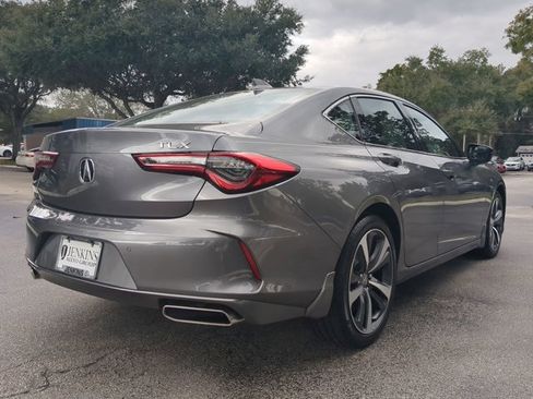 Certified 2025 Acura TLX w/ Technology Package image 4