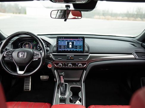 Used 2019 Honda Accord Sport image 22