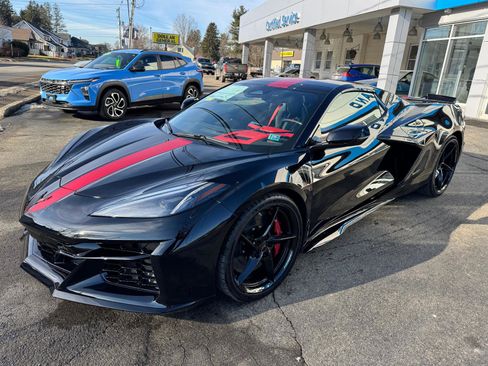 New 2026 Chevrolet Corvette E-Ray w/ Battery Protection Package image 3