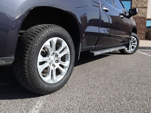 Used 2023 Chevrolet Silverado 1500 LTZ w/ Technology Package image 11