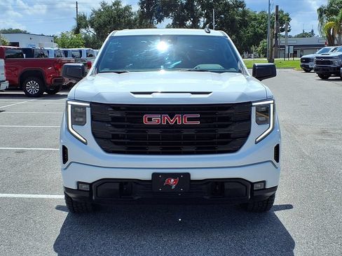 Used 2025 GMC Sierra 1500 Elevation AWD/4WD image 2