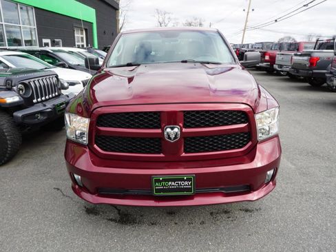 Used 2019 RAM 1500 Express w/ Express Value Package image 3