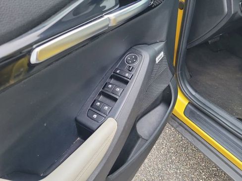 Used 2021 Kia Seltos SX w/ SX Sunroof Package image 12