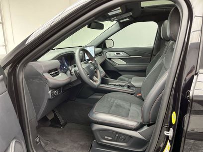 Used 2025 Ford Explorer ST