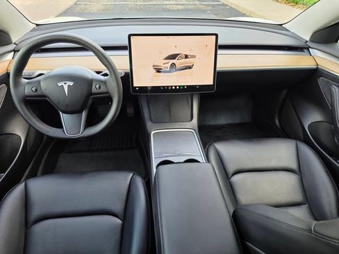 Used 2023 Tesla Model 3 Standard Range RWD image 34