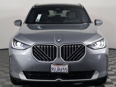 Used 2025 BMW X3 xDrive30i w/ Convenience Package image 2