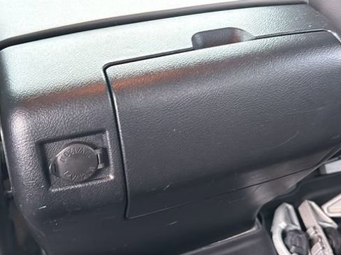 Used 2010 Toyota Tundra Limited image 8