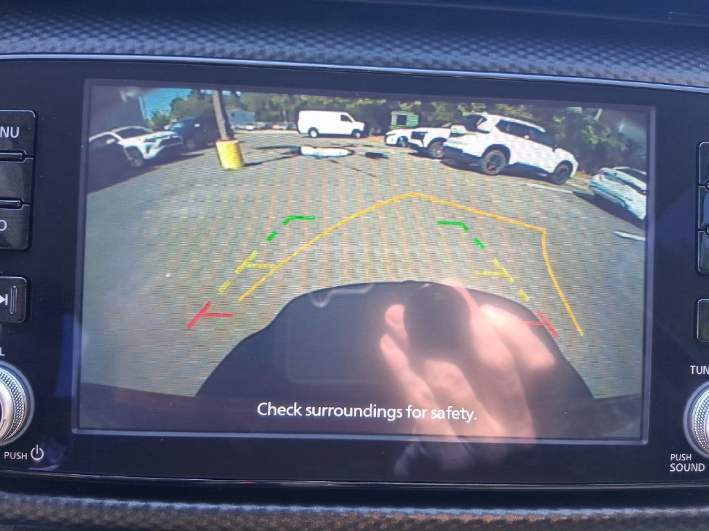 Used 2022 Nissan Kicks SV FWD image 18