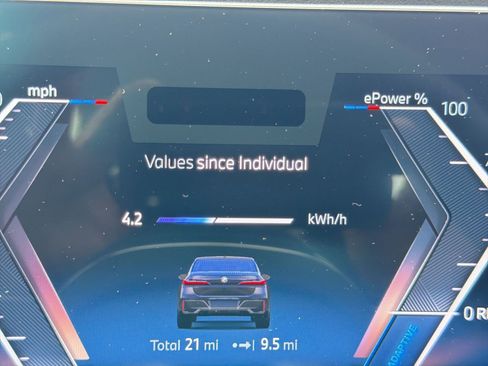 New 2026 BMW i7 xDrive60 AWD/4WD image 17
