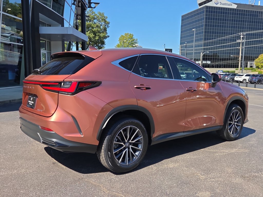Used 2025 Lexus NX 250 FWD w/ Accessory Package (Z1) image 5