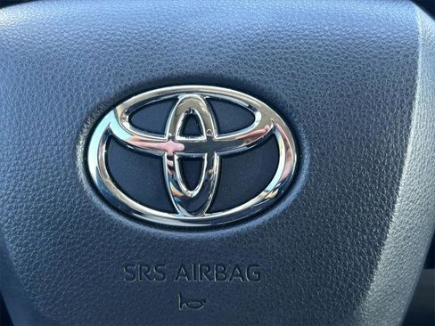 Certified 2023 Toyota Sienna LE image 40