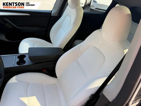 Used 2024 Tesla Model Y Performance AWD/4WD image 26