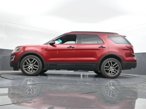 Used 2016 Ford Explorer Sport w/ Equipment Group 401A AWD/4WD image 29