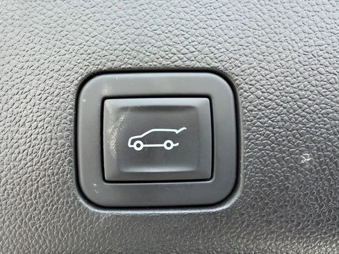 Used 2017 BMW X5 xDrive35d image 13