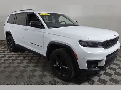 Used 2023 Jeep Grand Cherokee L Laredo
