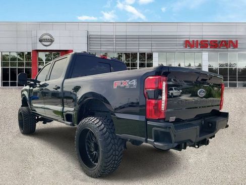 Used 2023 Ford F250 XLT w/ XLT Premium Package AWD/4WD image 4