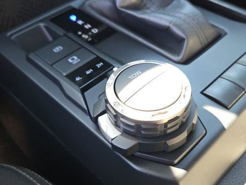 Used 2024 Toyota Tacoma TRD Sport AWD/4WD image 24