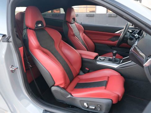 Used 2021 BMW M4 Coupe w/ Executive Package image 31
