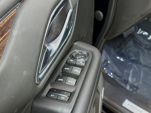 Used 2021 Chevrolet Tahoe High Country AWD/4WD image 19