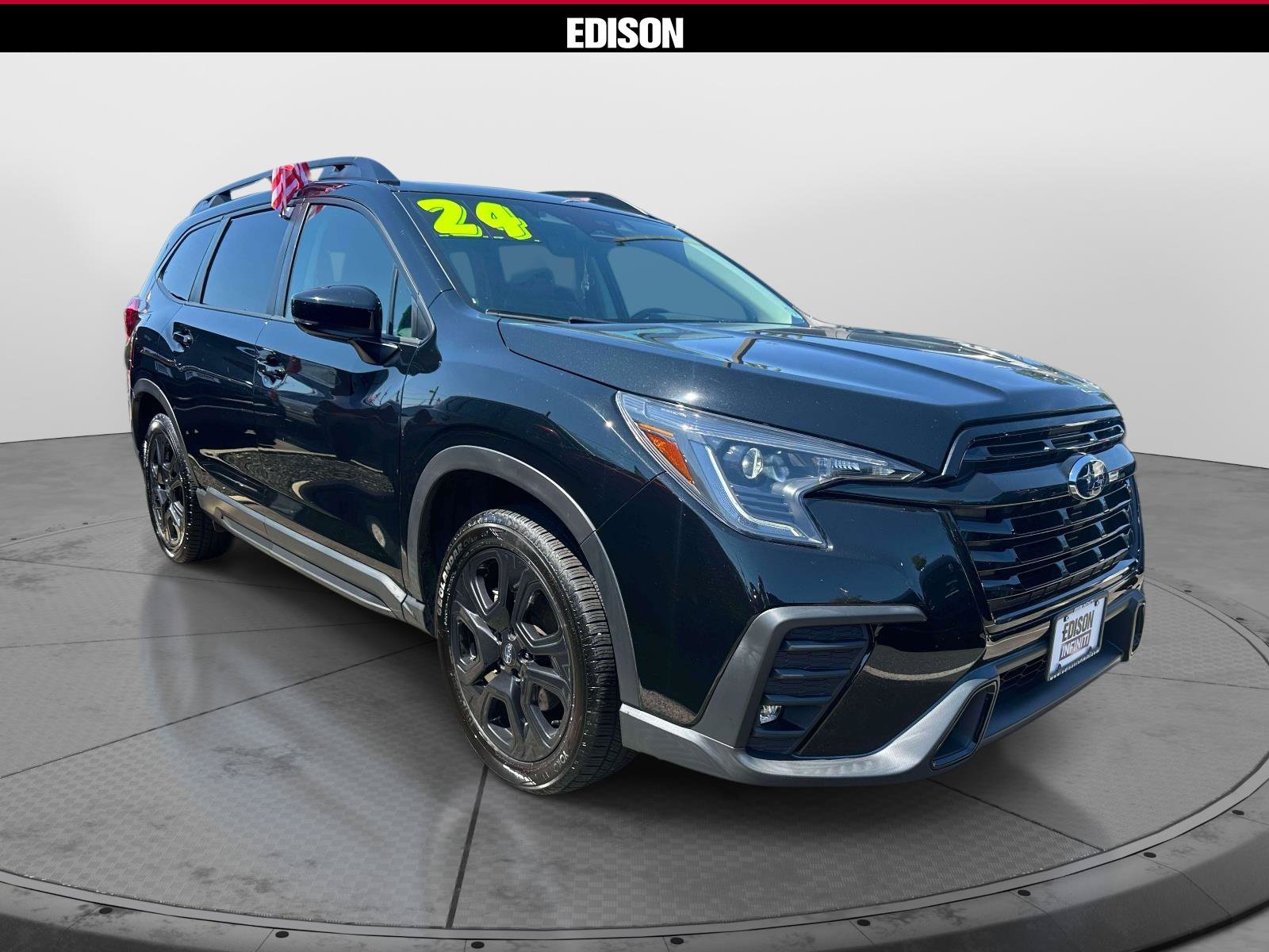 Used 2024 Subaru Ascent Onyx Edition AWD/4WD image 1