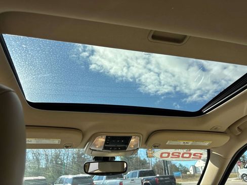 Used 2020 Jeep Grand Cherokee Limited AWD/4WD image 14