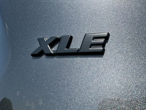 Used 2023 Toyota RAV4 XLE w/ Convenience Package FWD image 24