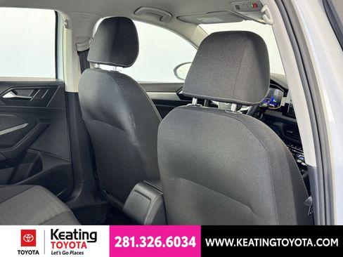 Used 2025 Volkswagen Jetta S FWD image 19