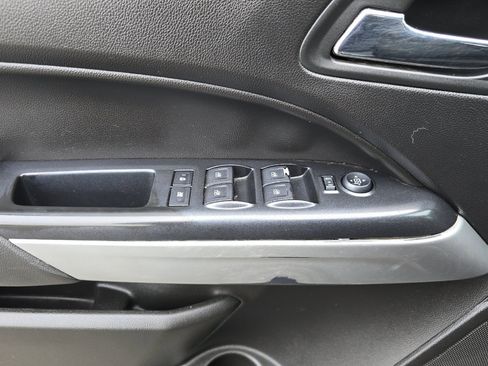Used 2016 Chevrolet Colorado LT w/ LT Convenience Package image 10