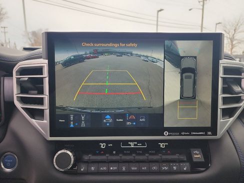 Used 2024 Toyota Sequoia Platinum image 18