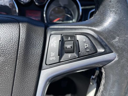 Used 2019 Buick Cascada Premium image 20