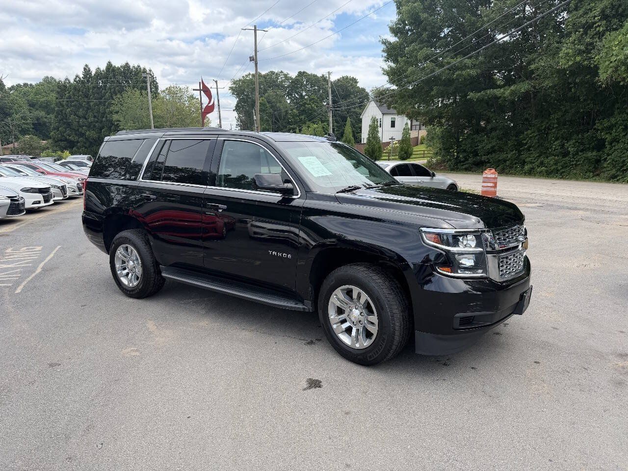 Used 2019 Chevrolet Tahoe LT AWD/4WD image 3