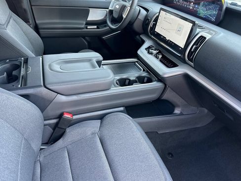 New 2026 Ford Expedition Max Active RWD image 16