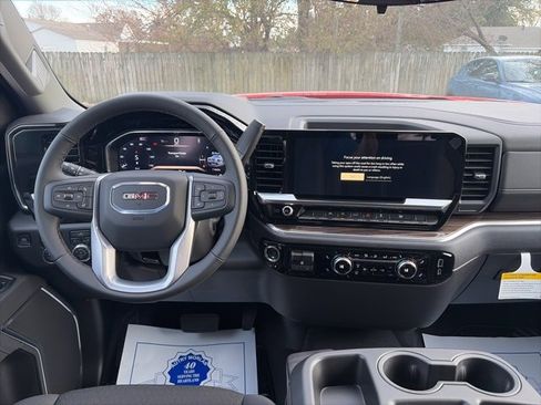 New 2026 GMC Sierra 1500 Elevation image 14