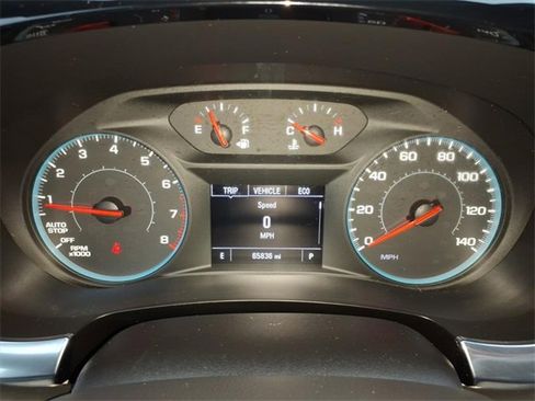 Used 2022 Chevrolet Traverse LS image 29