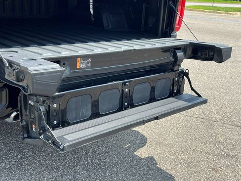 Used 2021 GMC Sierra 1500 AT4 AWD/4WD image 12