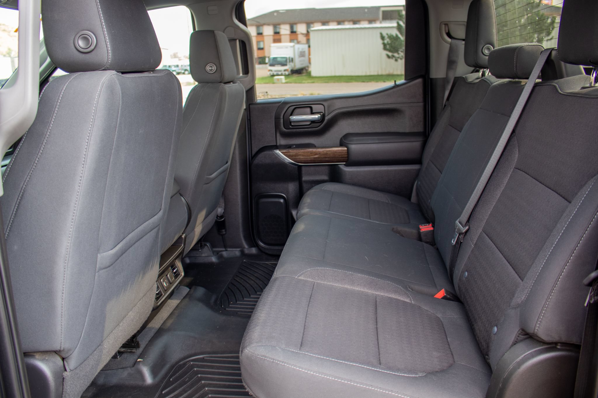 Used 2021 GMC Sierra 1500 SLE w/ X31 Off-Road Package AWD/4WD image 11