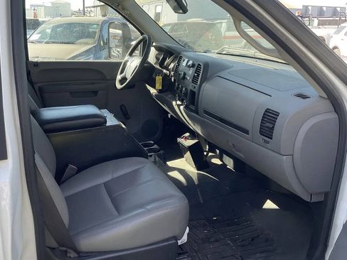 Used 2013 Chevrolet Silverado 3500 W/T RWD image 6
