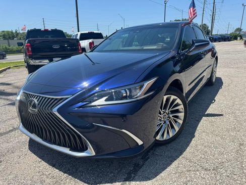 Used 2019 Lexus ES 350 w/ Accessory Package FWD image 33