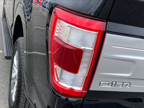 Certified 2022 Ford F150 Platinum w/ Equipment Group 701A High image 29