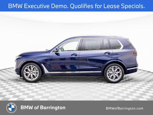 Used 2026 BMW X7 xDrive40i w/ Premium Package AWD/4WD image 2