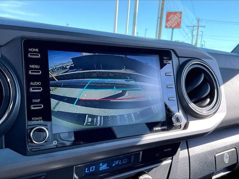 Used 2023 Toyota Tacoma TRD Off-Road image 26