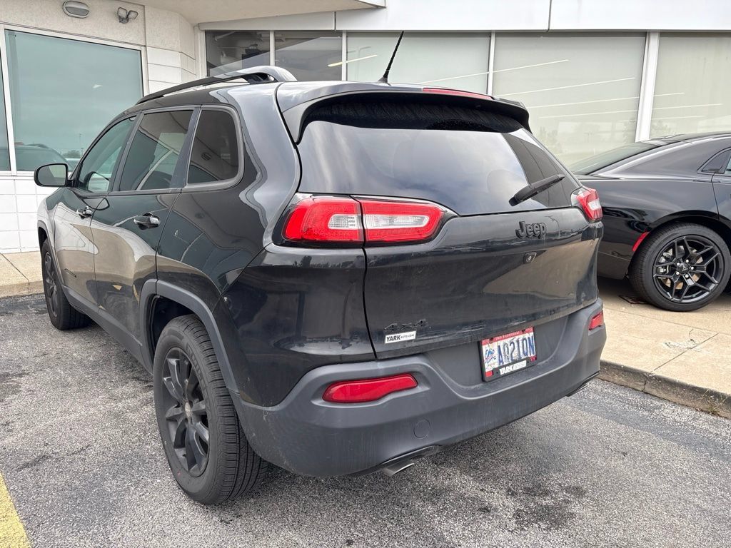 Used 2014 Jeep Cherokee Latitude w/ Comfort/Convenience Group AWD/4WD image 7