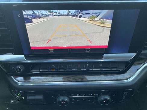Used 2025 Chevrolet Silverado 1500 LT AWD/4WD image 15